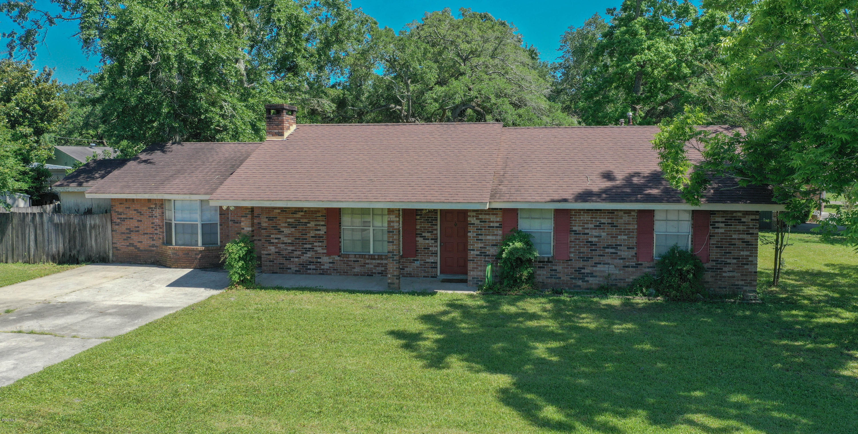 807 Old Pass Road West Long Beach, MS 39560 - Photo 3 of 26 w old pass_-23