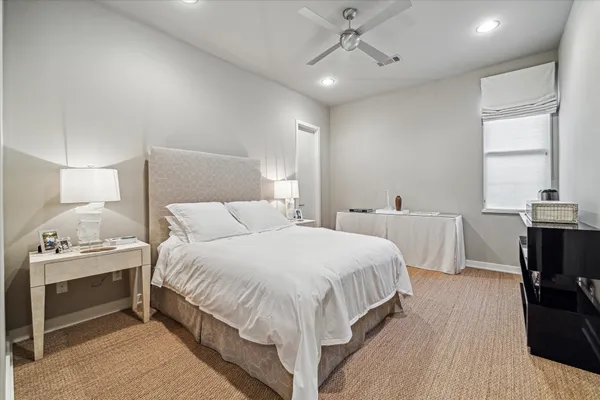 $2,195,000 | 2211 Avalon Place, Houston, TX 77019