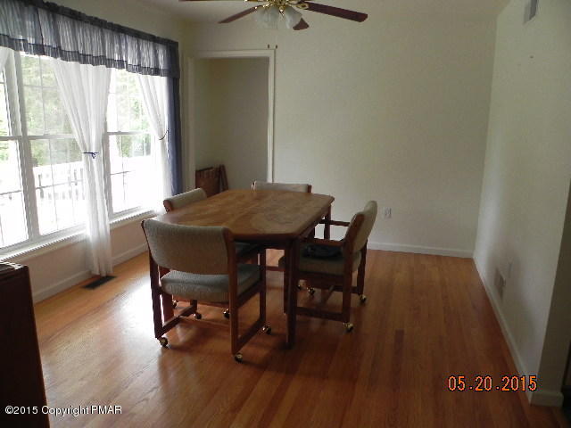 2219 Walnut Trail Bushkill, PA 18324 - Photo 4 of 15 DSCN8566