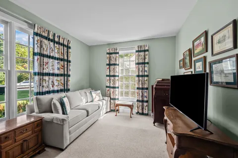 $1,195,000 | 1845 West North Pond Lane, Lake Forest, IL 60045