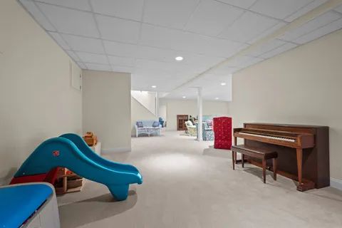 $1,195,000 | 1845 West North Pond Lane, Lake Forest, IL 60045