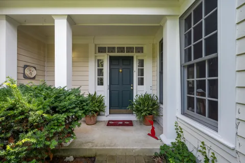 $1,195,000 | 1845 West North Pond Lane, Lake Forest, IL 60045