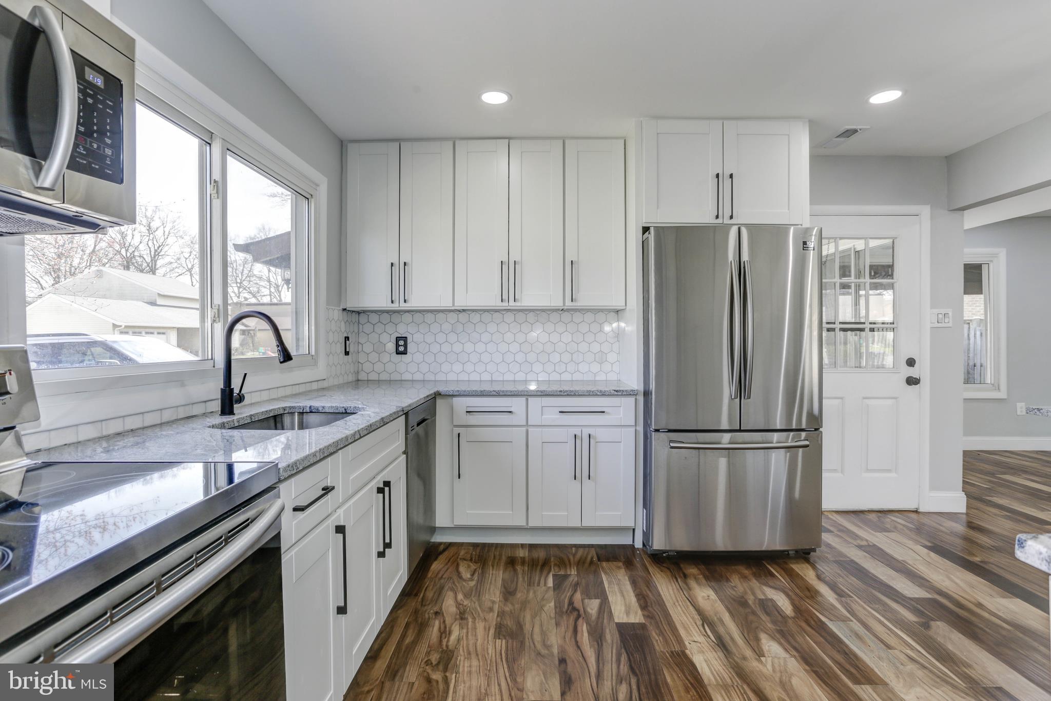 40 Thrush Road Sterling, VA 20164 - Photo 6 of 50 Gallery Image 6