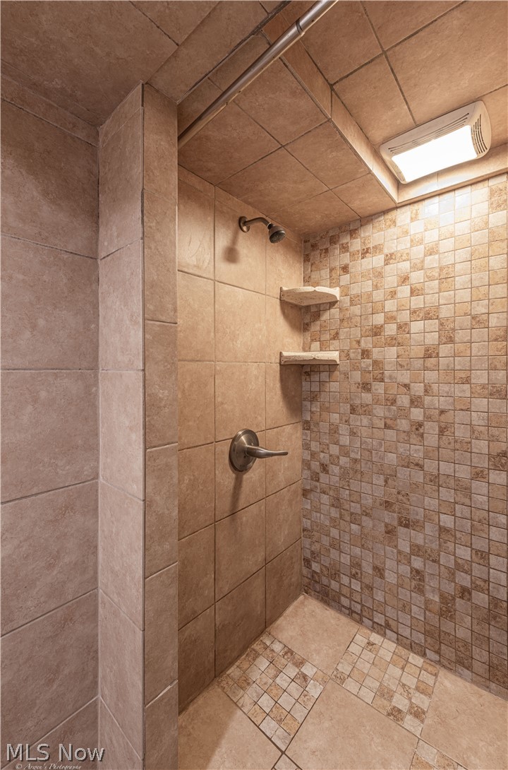 4816 South Sedgewick Road Cleveland, OH 44124 - Photo 26 of 33