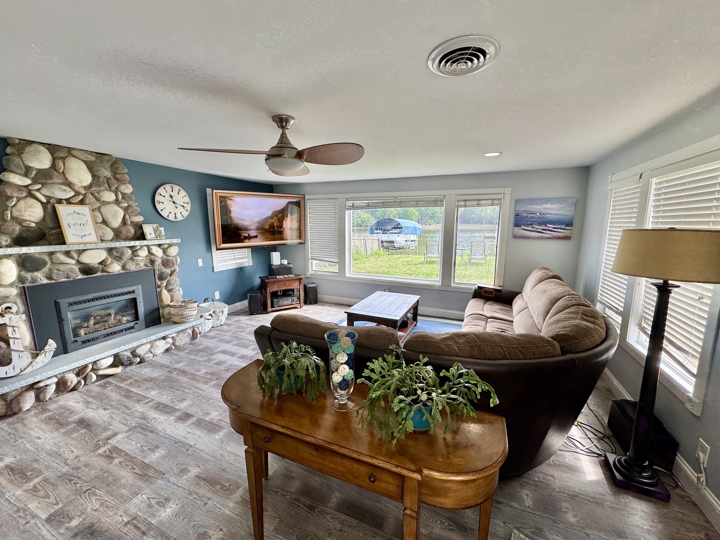4400 Riverside Drive Crystal Lake, IL 60014 - Photo 6 of 22