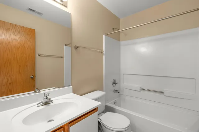 $3,300 | 21419 Frost Court, Unit 21419, Plainfield, IL 60544