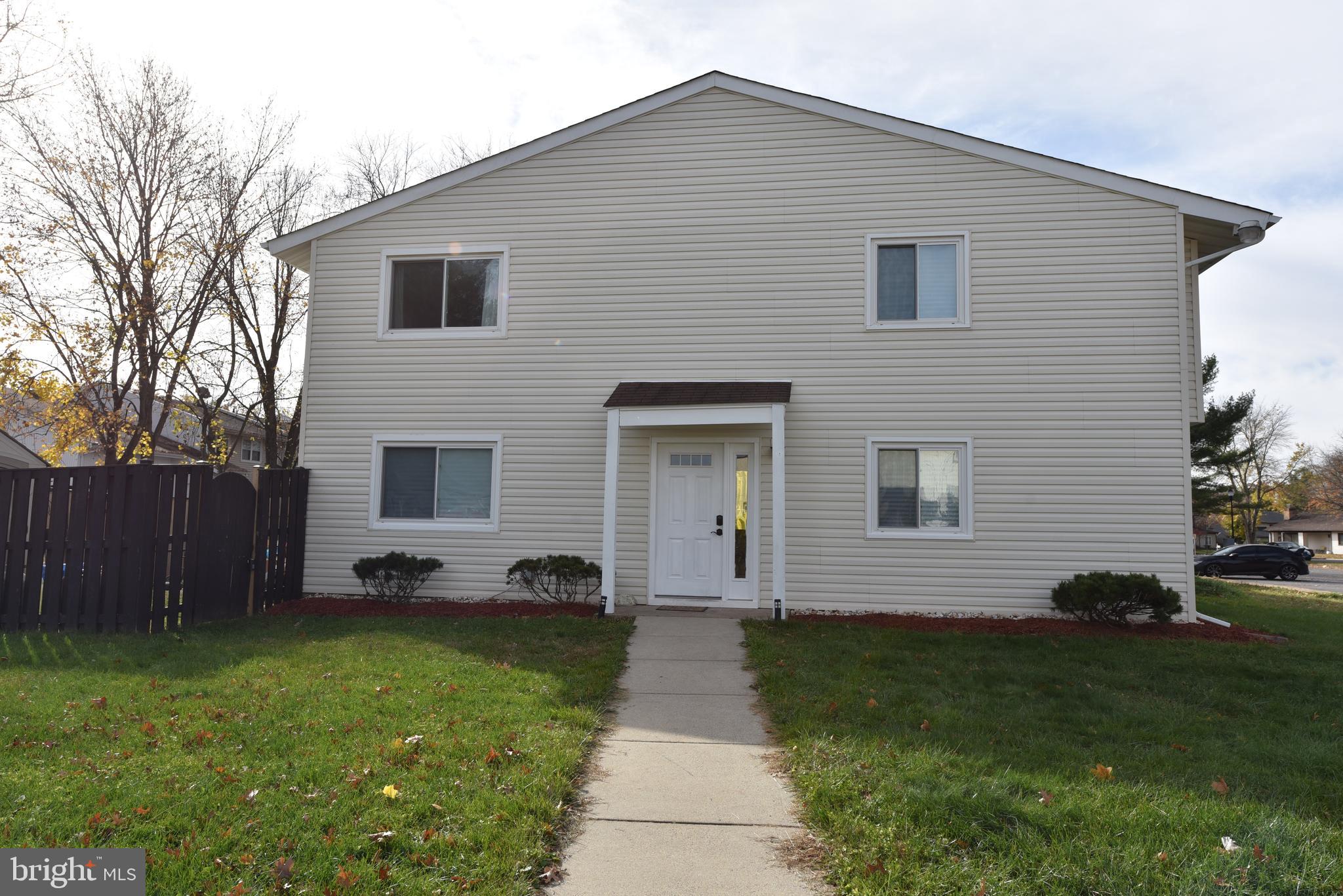 140 North Cottage Road Sterling, VA 20164 - Photo 2 of 56 Gallery Image 2