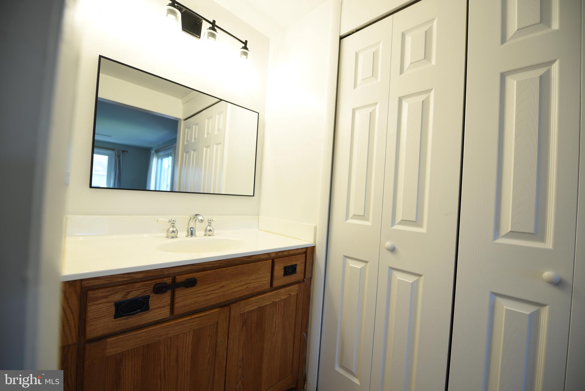 140 North Cottage Road Sterling, VA 20164 - Photo 29 of 56 Gallery Image 29