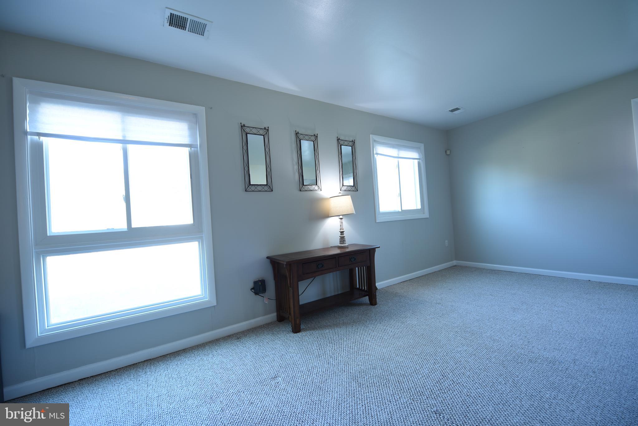 140 North Cottage Road Sterling, VA 20164 - Photo 10 of 56 Gallery Image 10