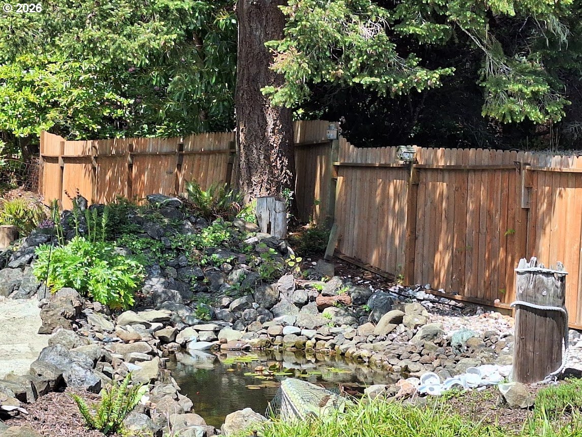 62934 Crown Point Road Coos Bay, OR 97420 - Photo 3 of 18