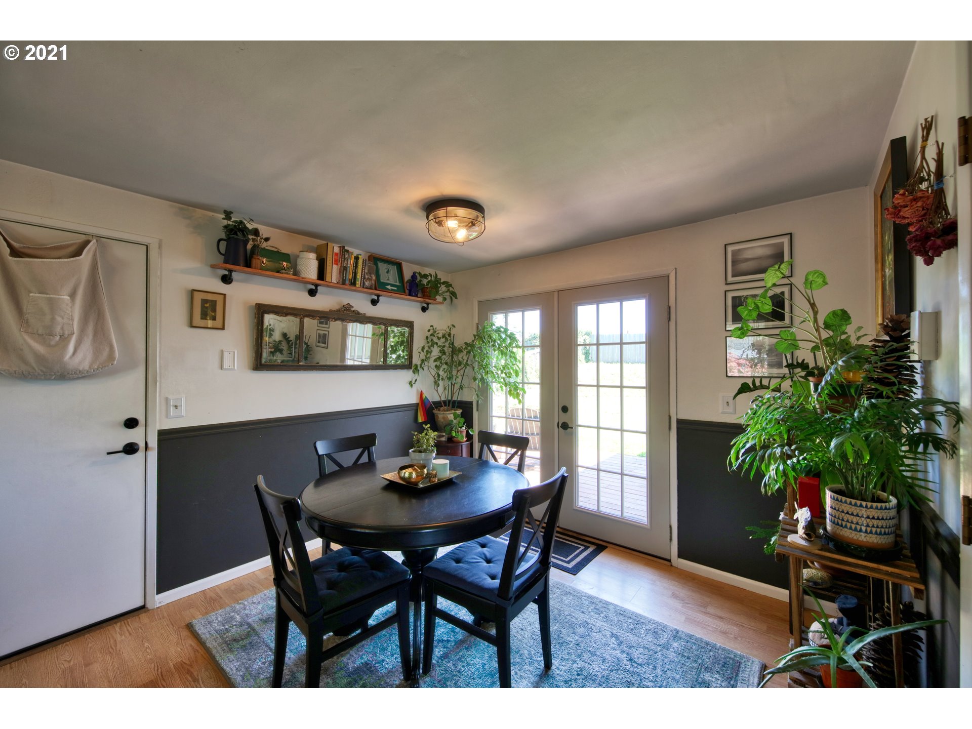 475 Panda Loop Eugene, OR 97401 - Photo 15 of 31 Gallery Image 15