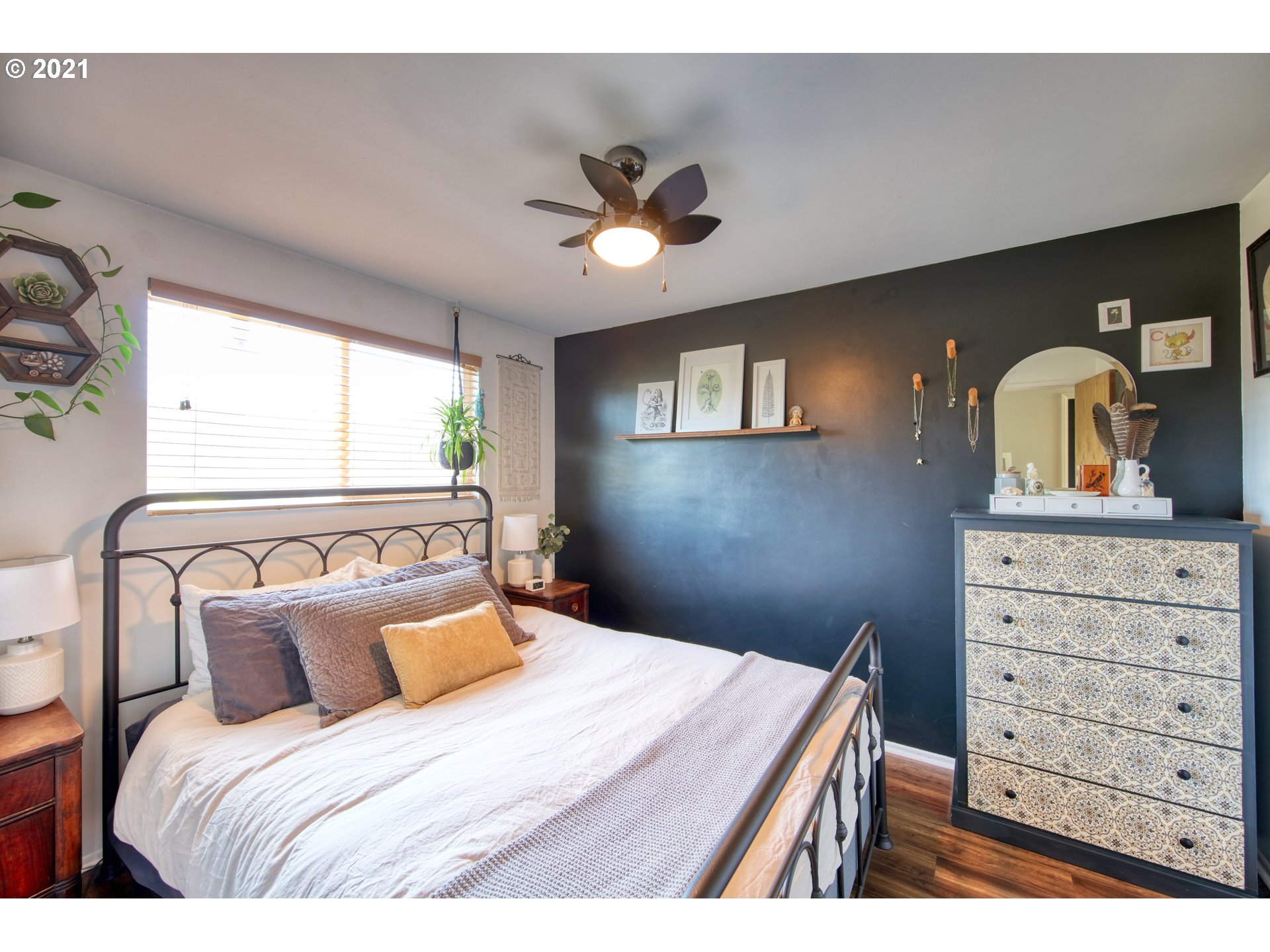 475 Panda Loop Eugene, OR 97401 - Photo 22 of 31 Gallery Image 22