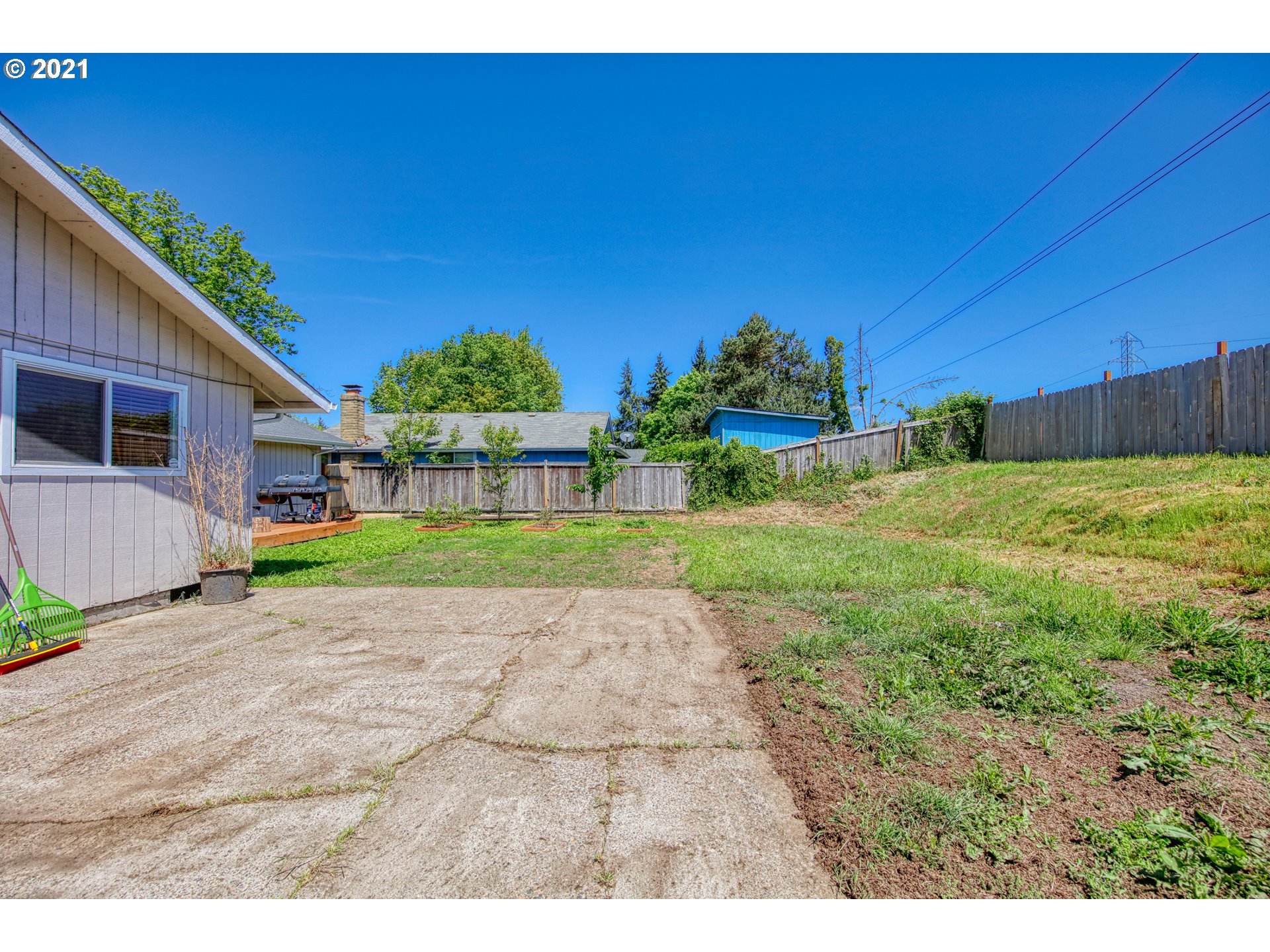 475 Panda Loop Eugene, OR 97401 - Photo 28 of 31 Gallery Image 28