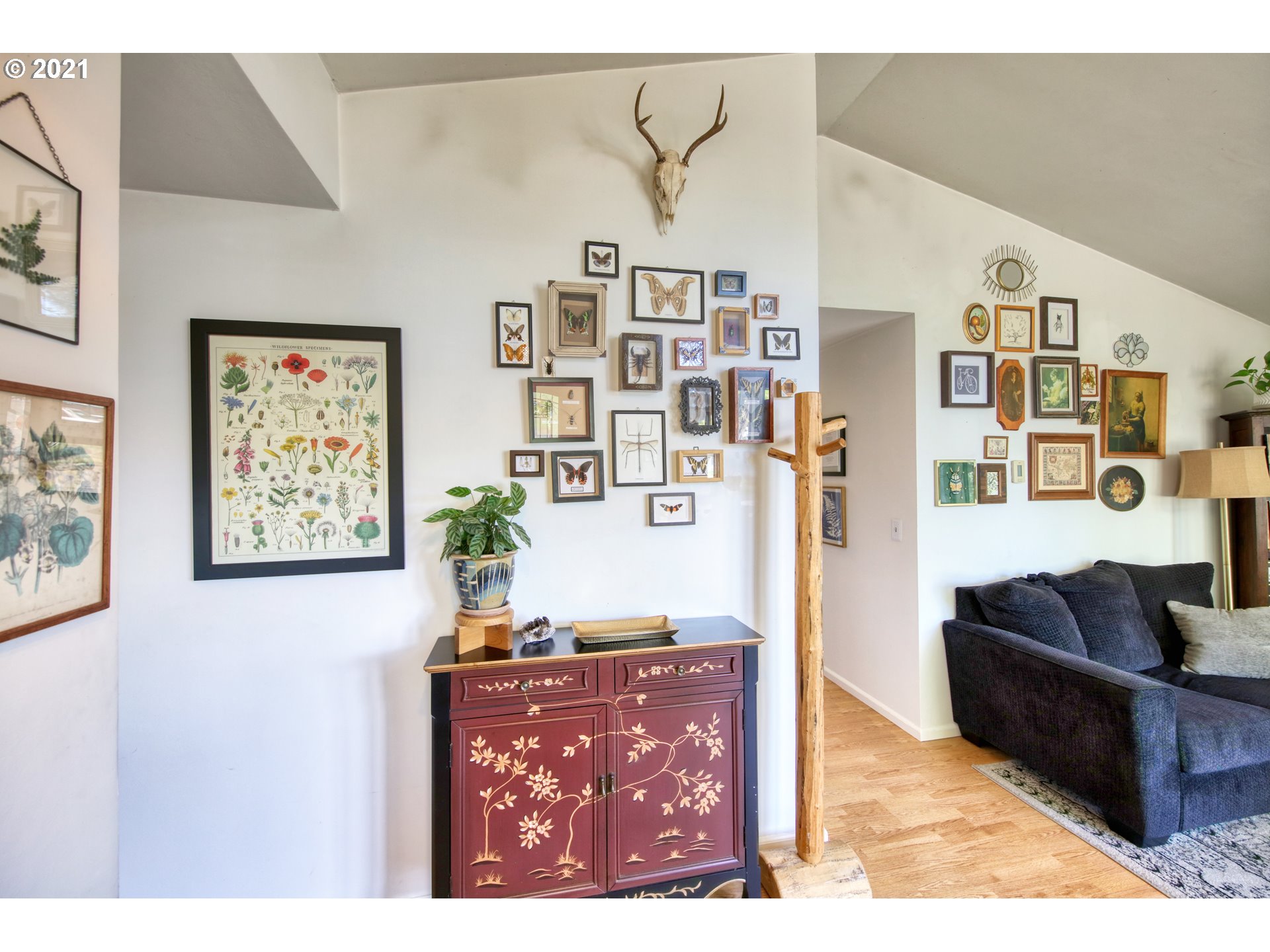 475 Panda Loop Eugene, OR 97401 - Photo 6 of 31 Gallery Image 6