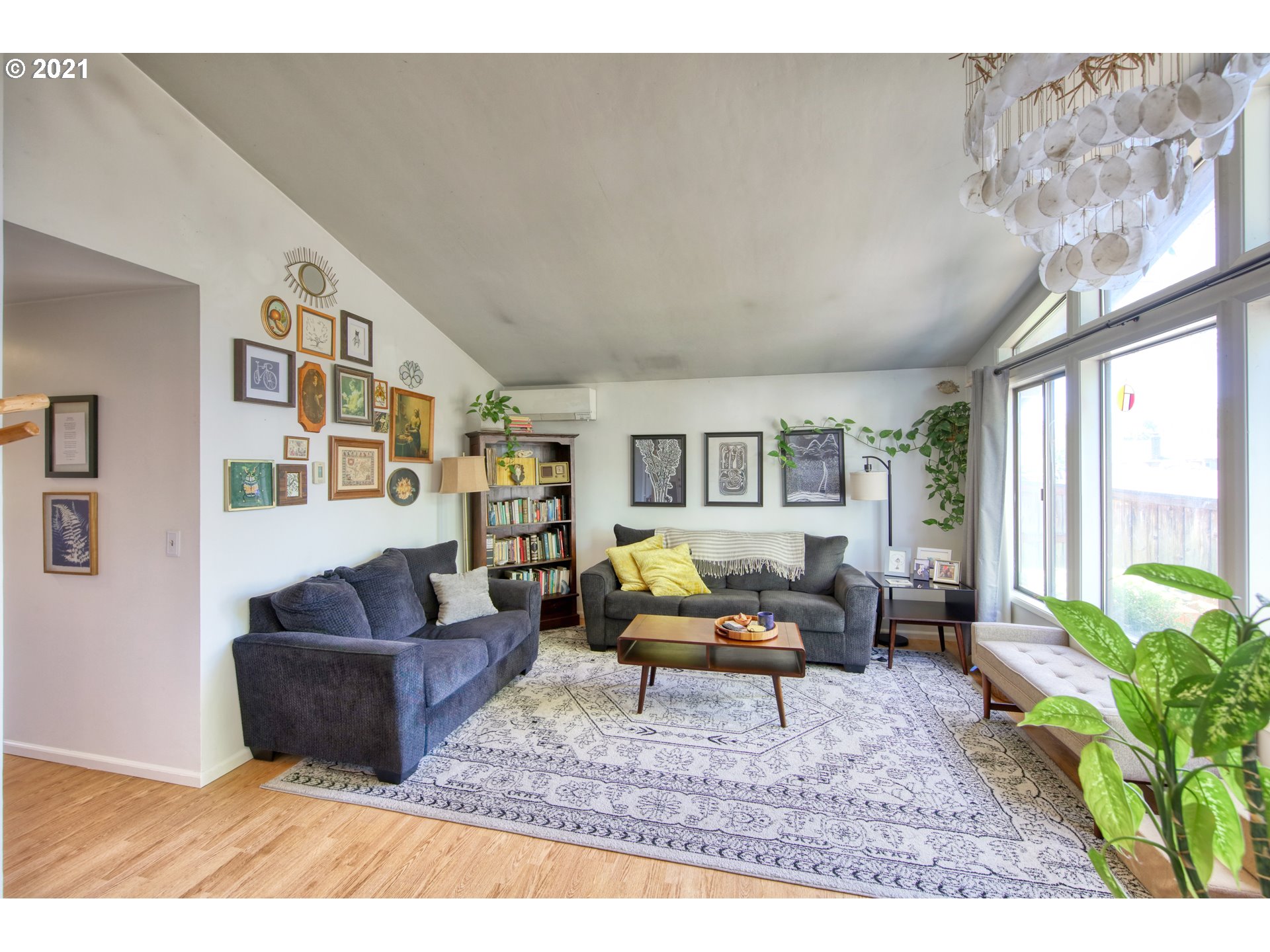 475 Panda Loop Eugene, OR 97401 - Photo 10 of 31 Gallery Image 10