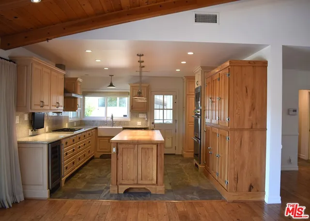 $8,195 | 11365 Chalon Road, Los Angeles, CA 90049