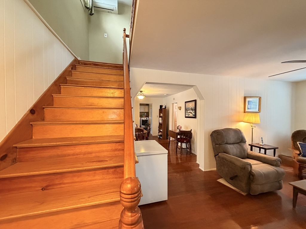 28 Eastford Road Southbridge, MA 01550 - Photo 18 of 29