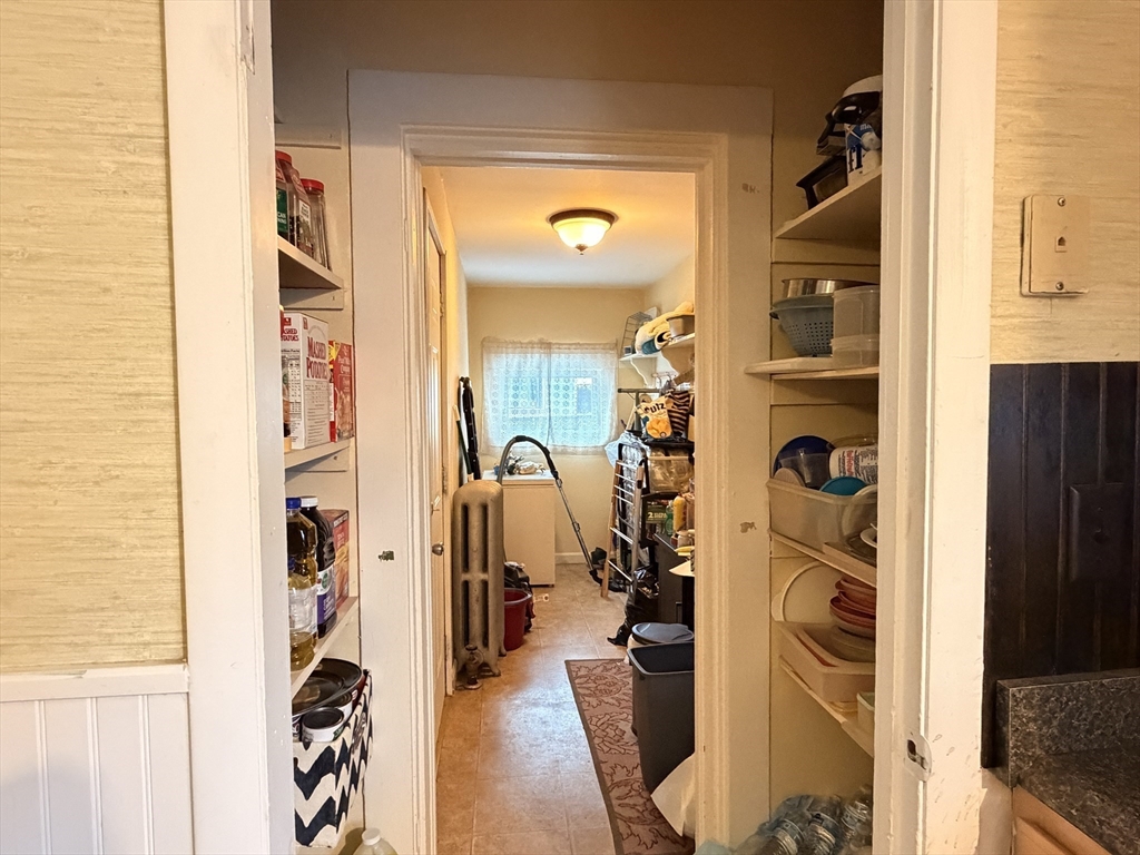 28 Eastford Road Southbridge, MA 01550 - Photo 7 of 29