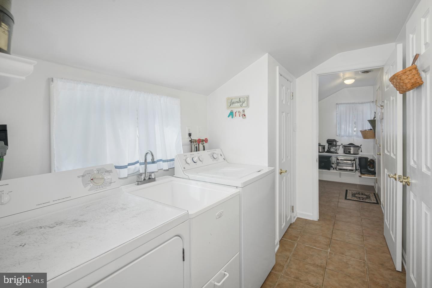 106 Warfield Road Cherry Hill, NJ 08034 - Photo 23 of 28