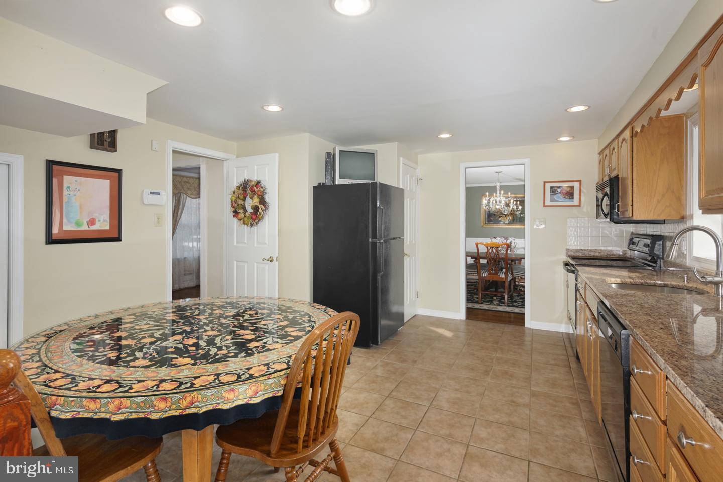 106 Warfield Road Cherry Hill, NJ 08034 - Photo 10 of 28