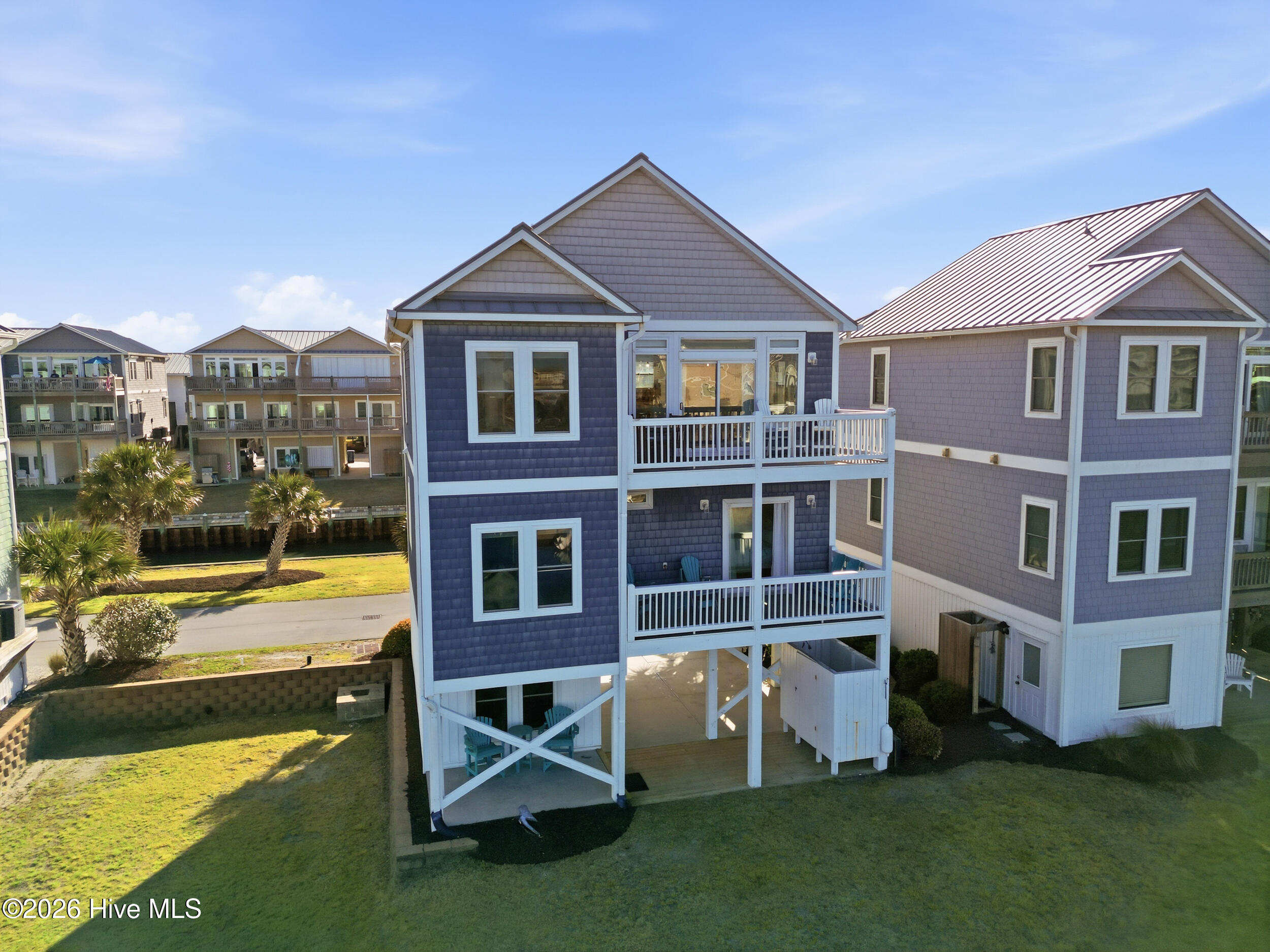 926 Observation Lane Topsail Beach, NC 28445 - Photo 2 of 75 76_backyard