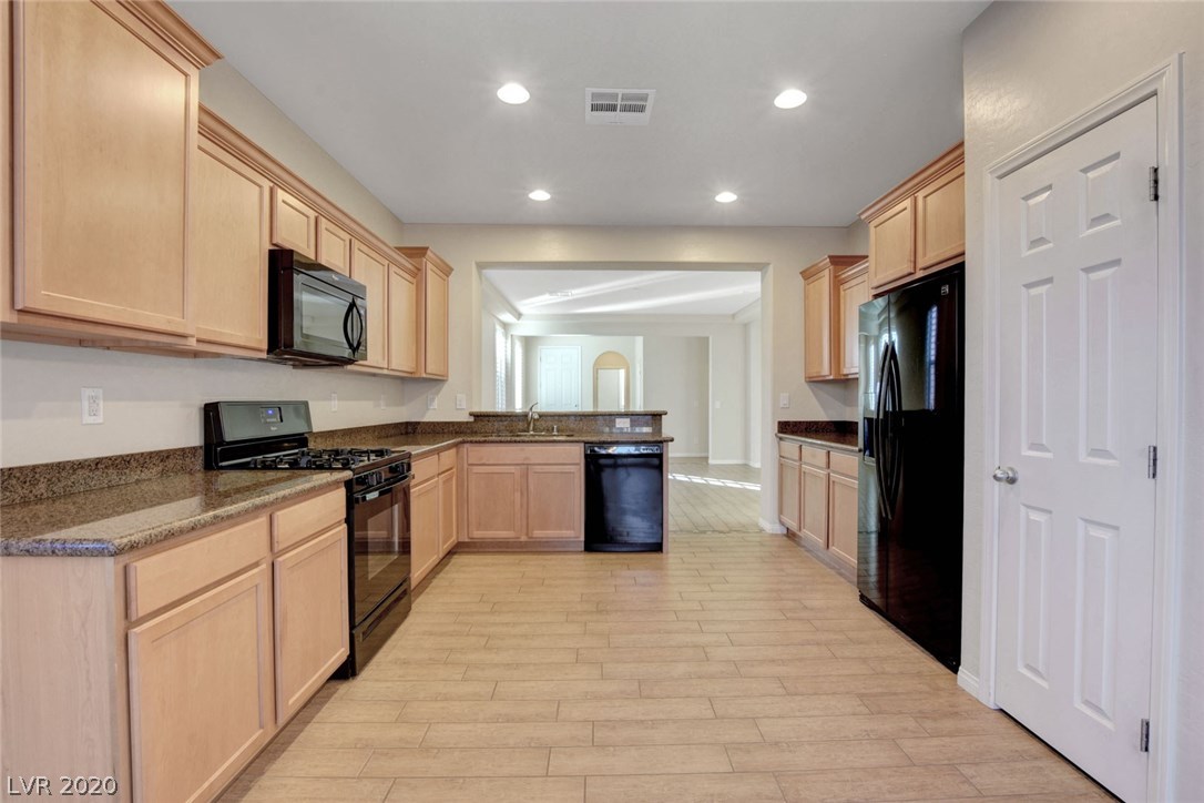 490 White Heart Road Las Vegas, NV 89148 - Photo 16 of 50