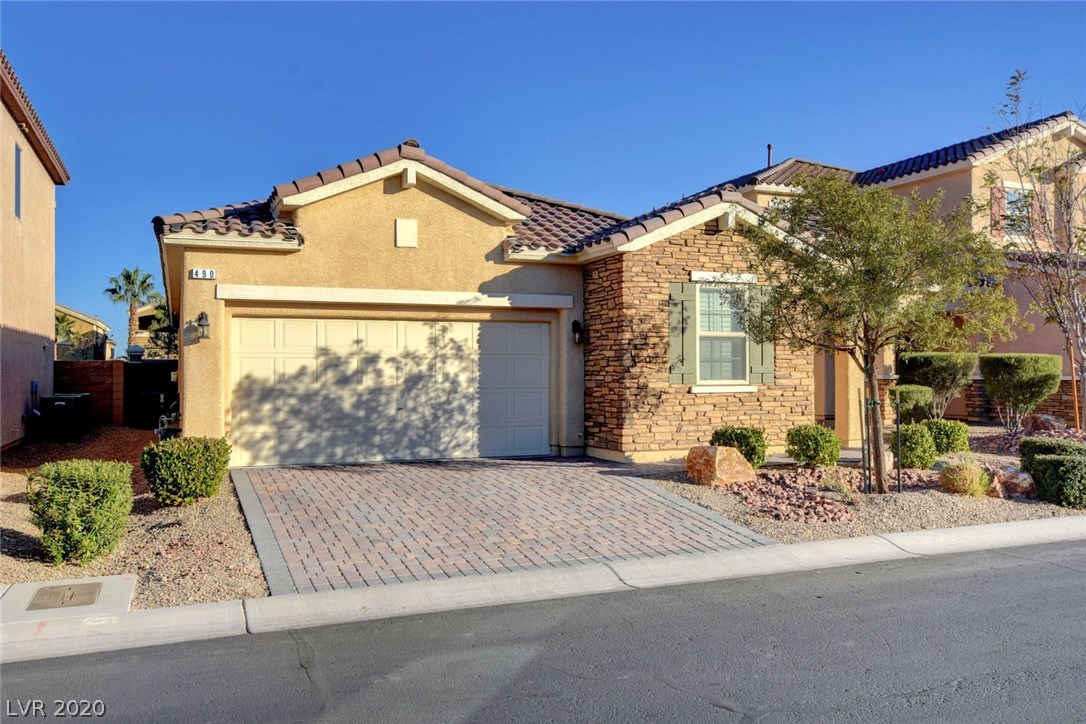 490 White Heart Road Las Vegas, NV 89148 - Photo 3 of 50