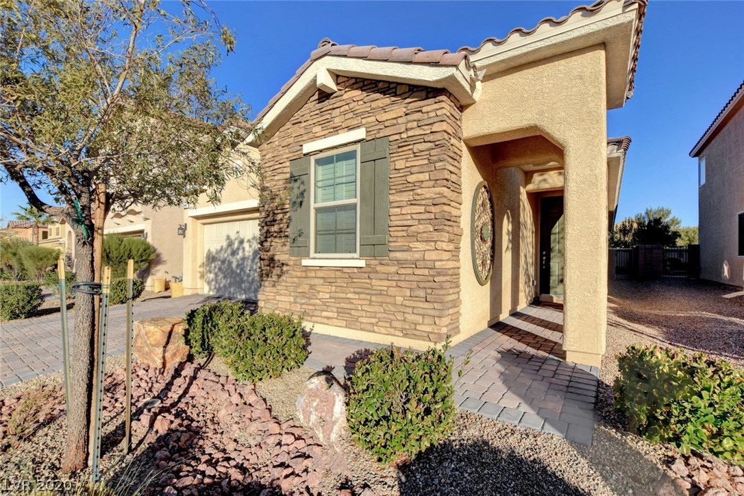 490 White Heart Road Las Vegas, NV 89148 - Photo 4 of 50