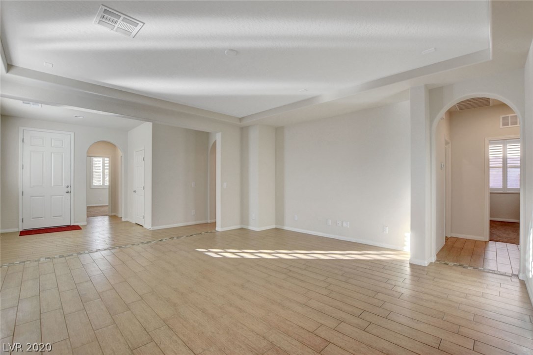 490 White Heart Road Las Vegas, NV 89148 - Photo 7 of 50