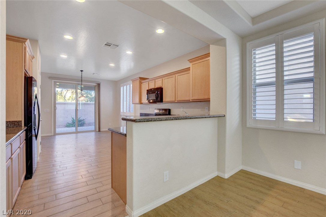 490 White Heart Road Las Vegas, NV 89148 - Photo 10 of 50
