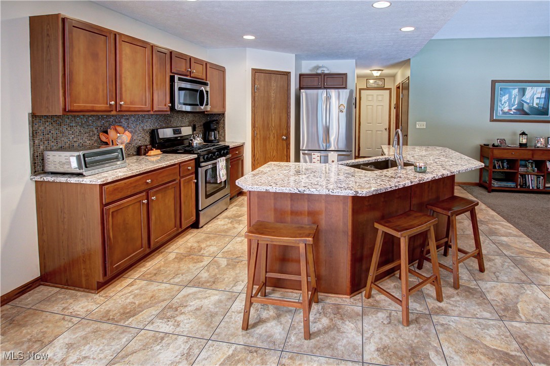 945 Harris Road Sheffield Lake, OH 44054 - Photo 10 of 41 Gallery Image 10