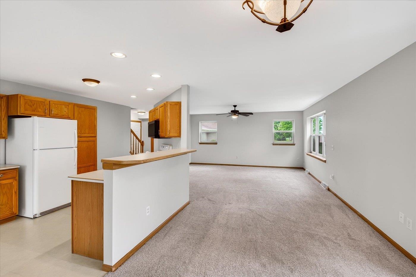 1331 Swordleaf Lane Sun Prairie, WI 53590 - Photo 6 of 29