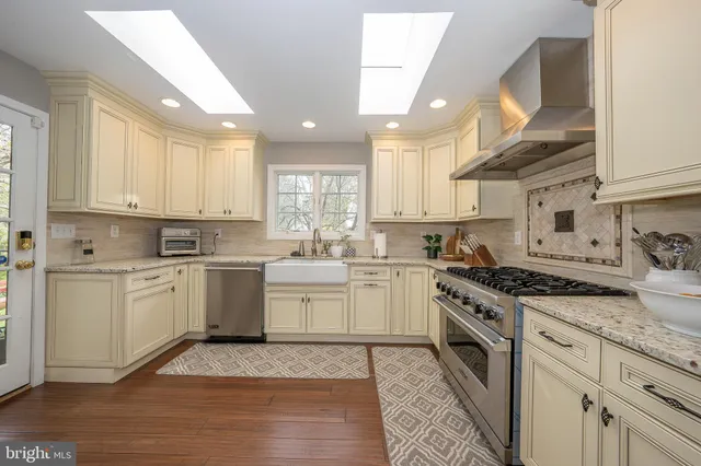 $1,950,000 | 1717 Martins Lane, Gladwyne, PA 19035