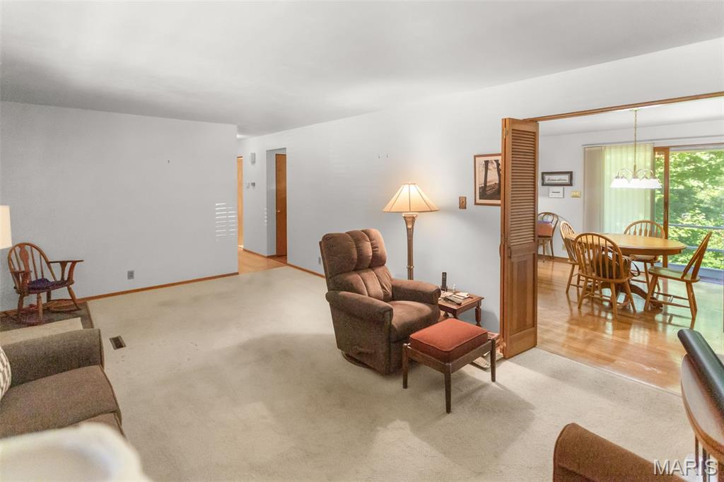 4 Chapel Court Collinsville, IL 62234 - Photo 12 of 68
