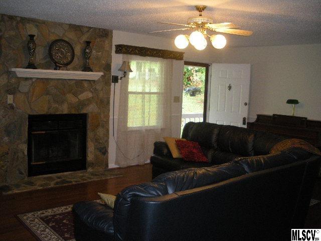 2174 Westover Road Hickory, NC 28602 - Photo 13 of 24 Gallery Image 13