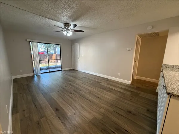 $1,200 | 5307 Summerlin Road, Unit 706, Fort Myers, FL 33919
