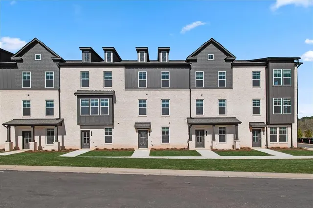 $369,993 | 206 Daybreak Lane, Newnan, GA 30265