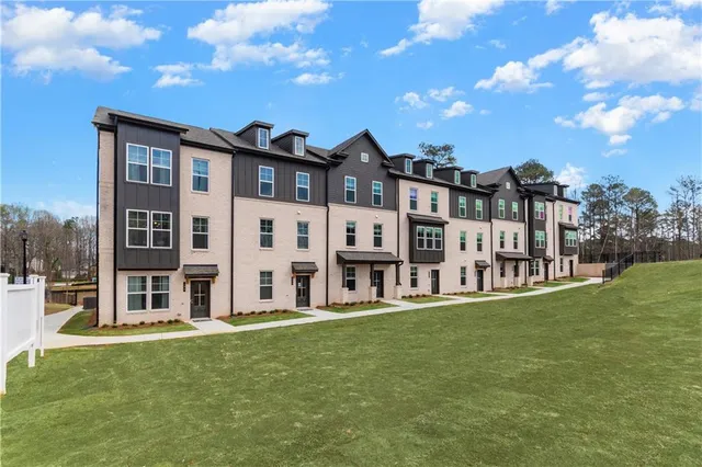 $369,993 | 206 Daybreak Lane, Newnan, GA 30265