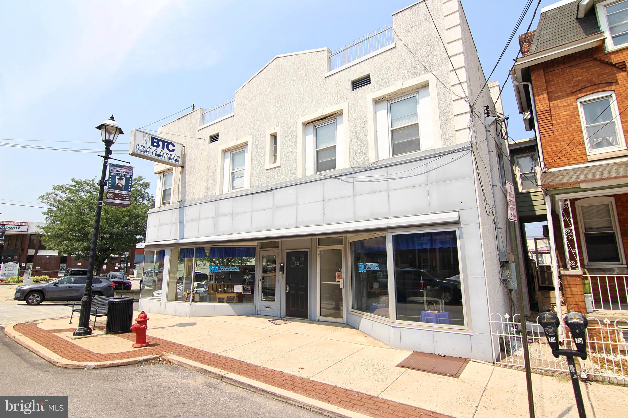 135 West 4th Street, Unit 2E Bridgeport, PA 19405 - Photo 1 of 11 a view of a building with sitting area