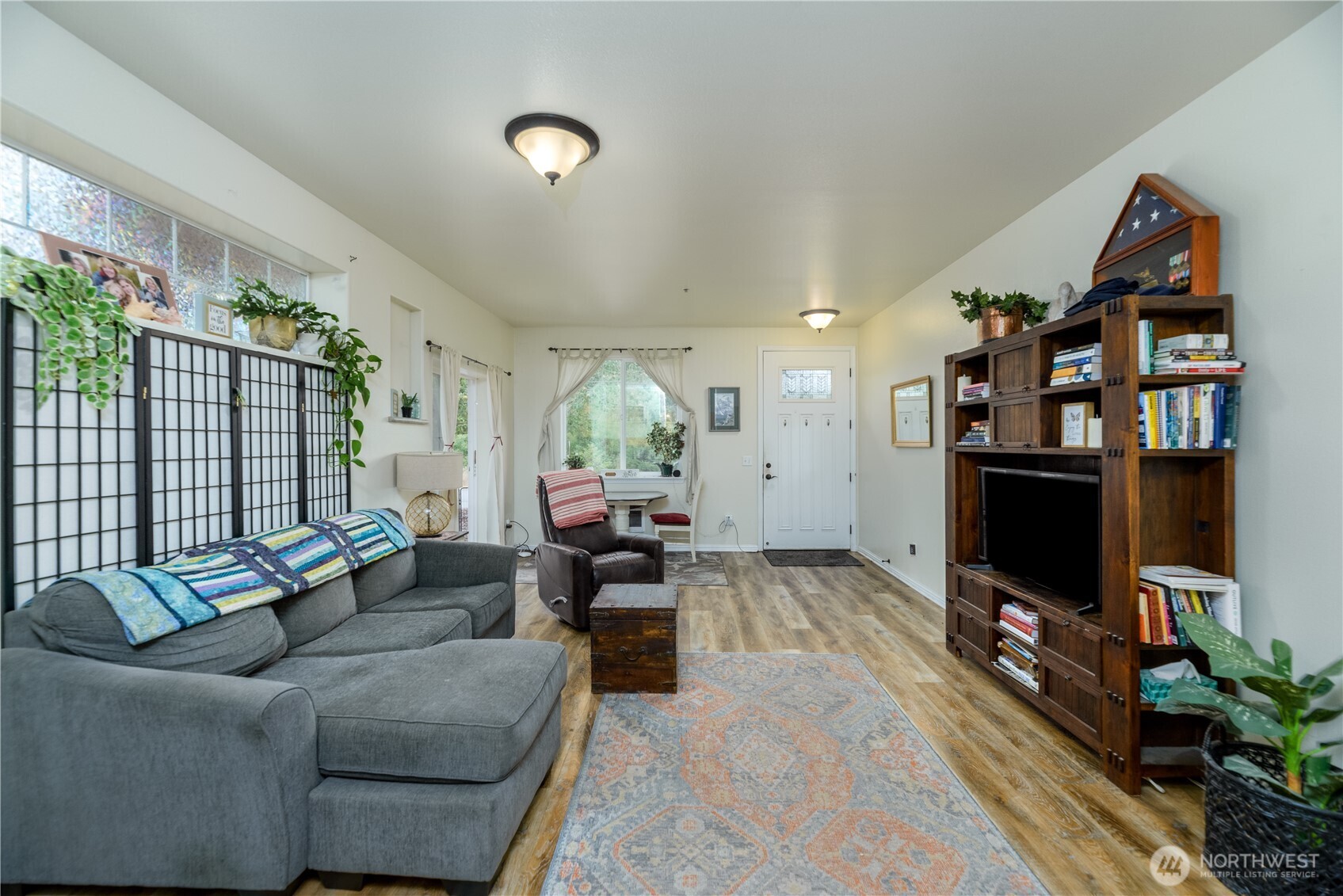 2612 Apple Tree Lane, Unit B Port Angeles, WA 98363 - Photo 13 of 40