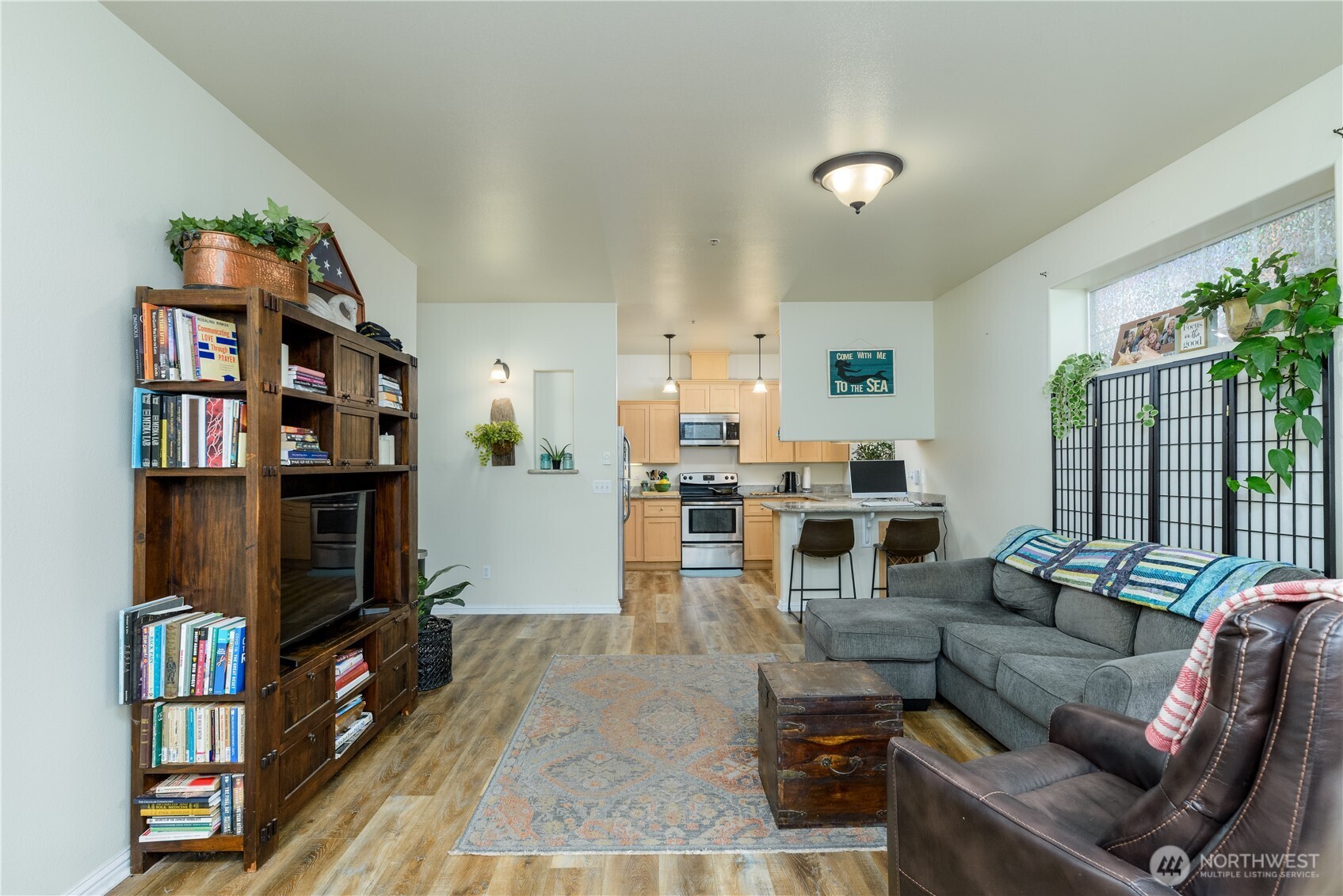 2612 Apple Tree Lane, Unit B Port Angeles, WA 98363 - Photo 6 of 40