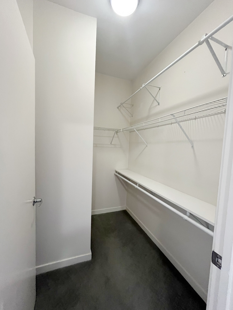 1075 West Roosevelt Road, Unit 303 Chicago, IL 60608 - Photo 12 of 15