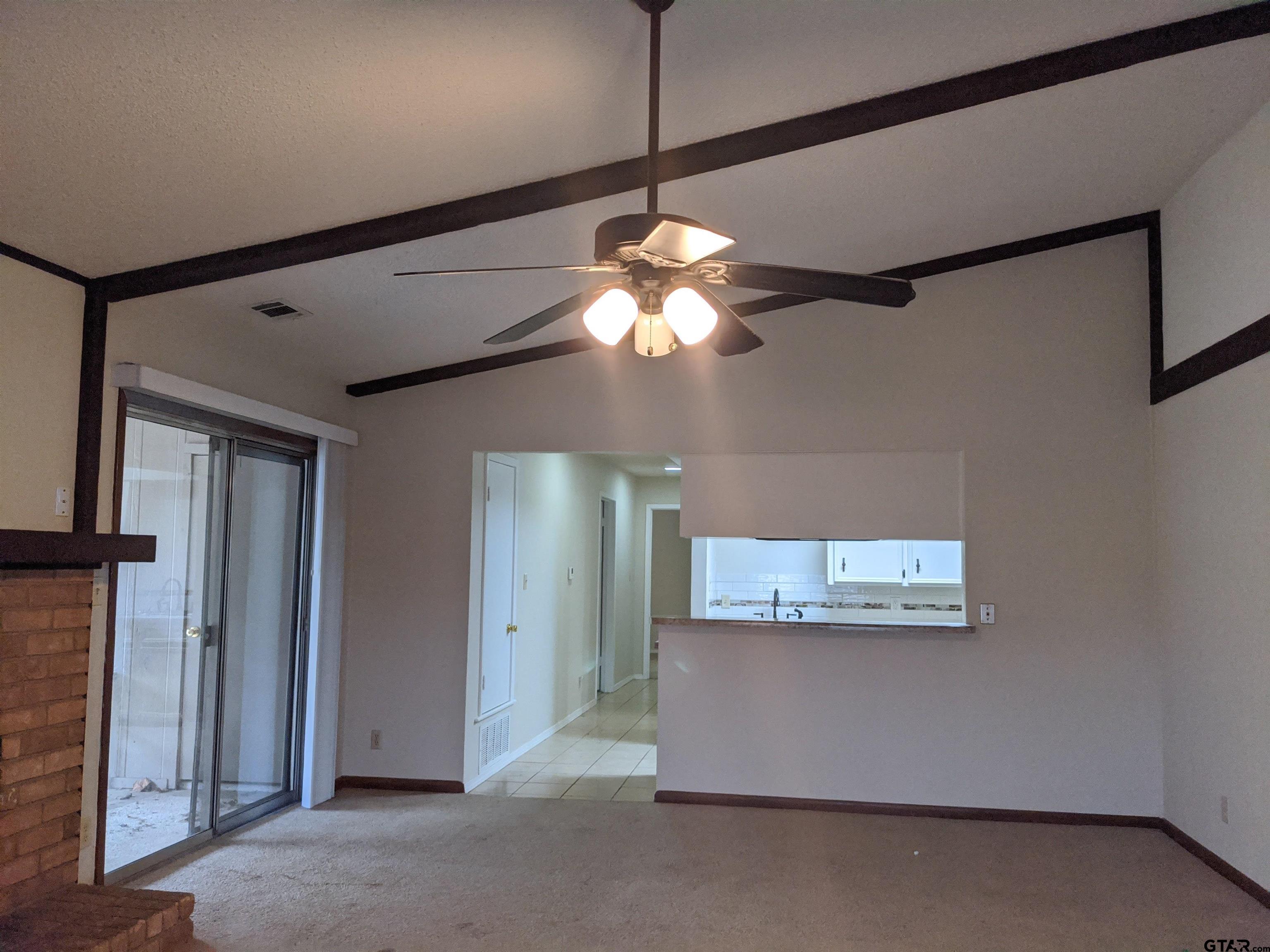 809 Broad Street, Unit 226 Chandler, TX 75758 - Photo 2 of 18
