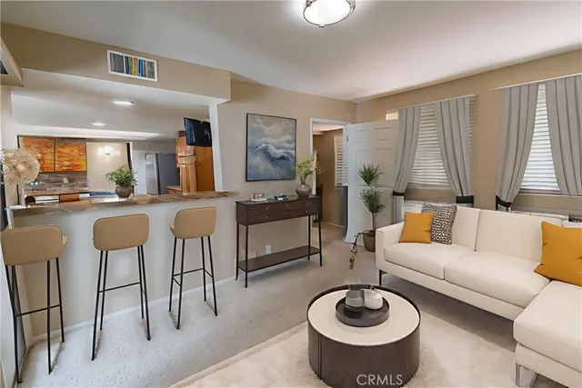 $799,999 | 23169 Mulholland Drive, Unit 3, Woodland Hills, CA 91364