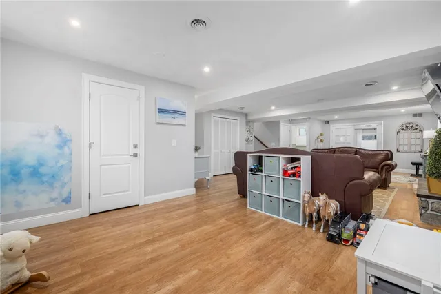 $849,000 | 88 Hess Avenue, Warwick, RI 02889