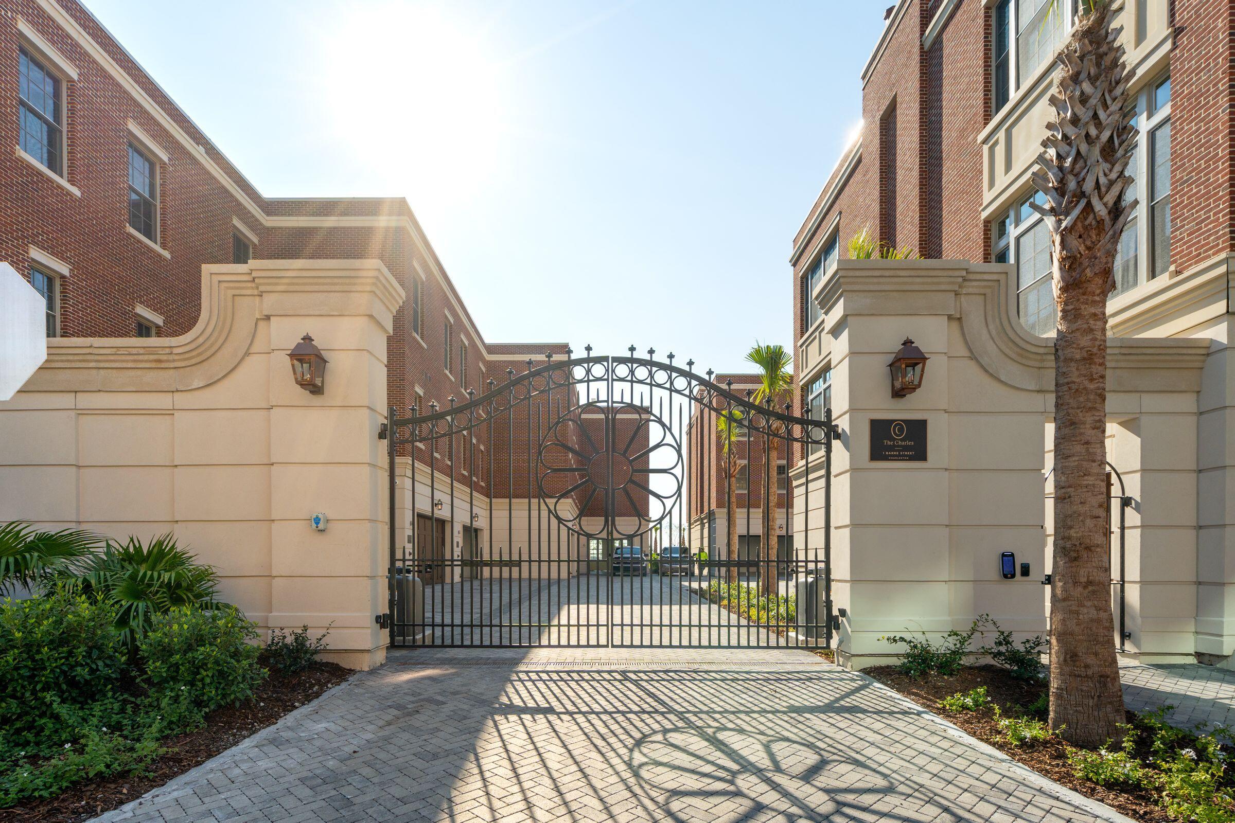 372 Broad Street Charleston, SC 29401 - Photo 2 of 26 Gated Entrance