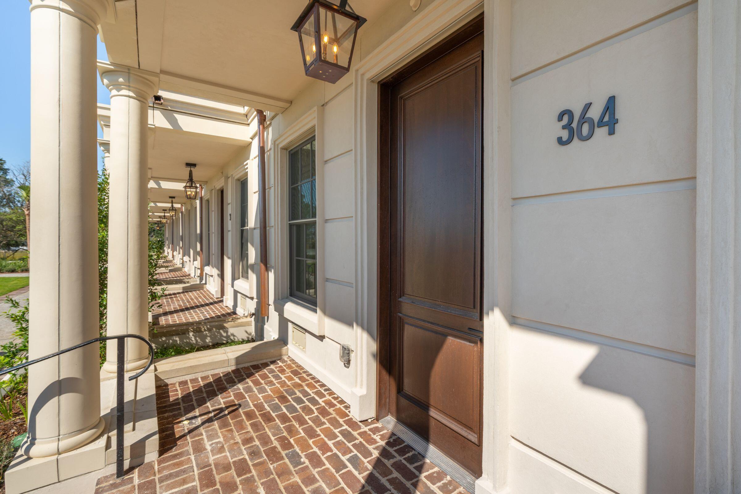 372 Broad Street Charleston, SC 29401 - Photo 3 of 26 Front Door