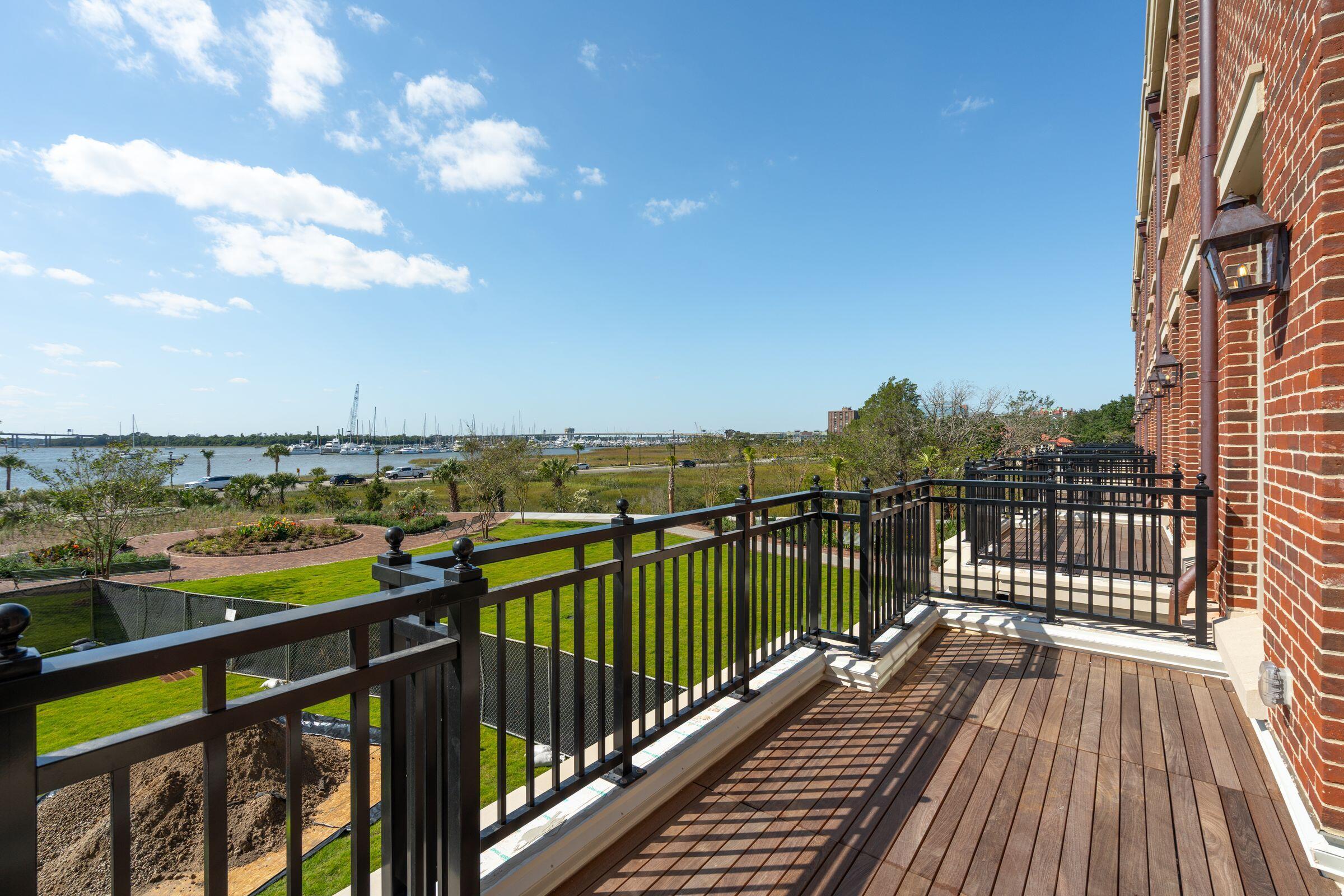 372 Broad Street Charleston, SC 29401 - Photo 5 of 26 Patio