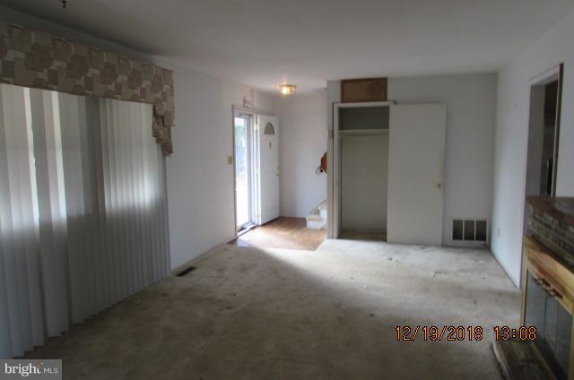 1932 Greengage Road Baltimore, MD 21244 - Photo 3 of 17