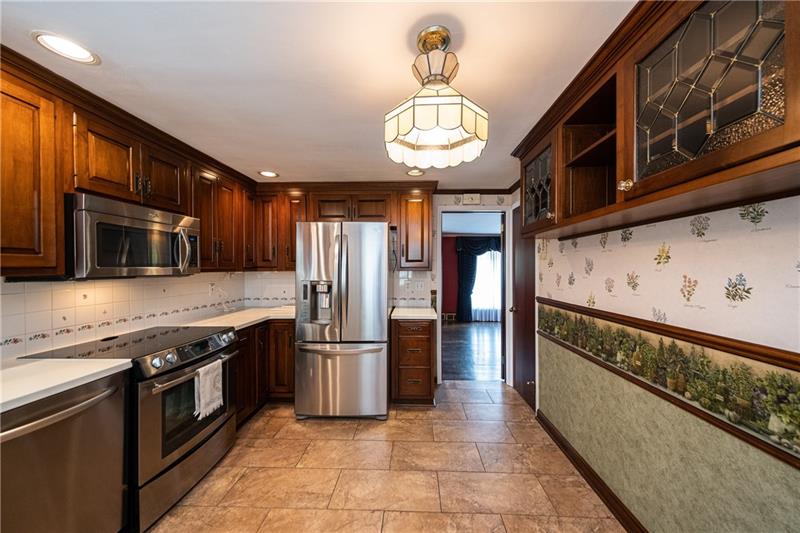 340 Orchard Spring Road Pittsburgh, PA 15220 - Photo 20 of 25 Alternate view of eat-in kitchen.
